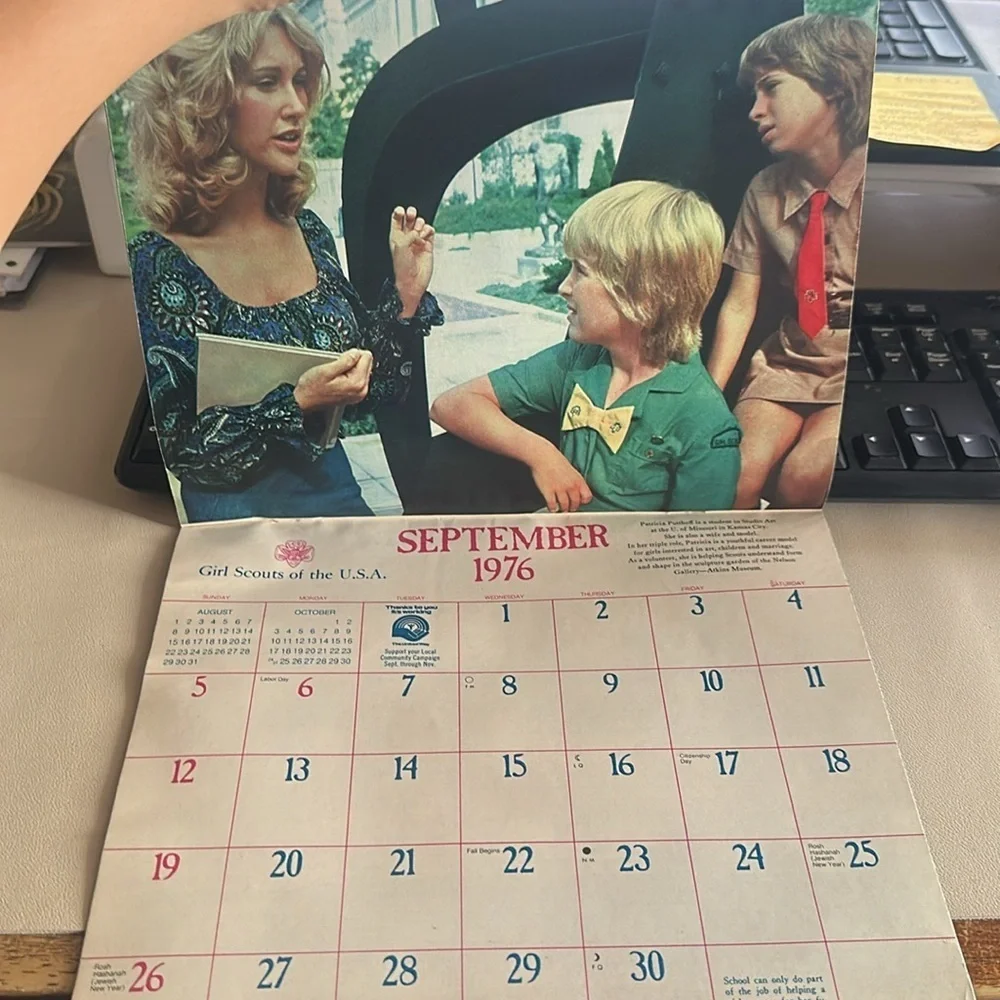 Vintage 1976 Girl Scout Calendar